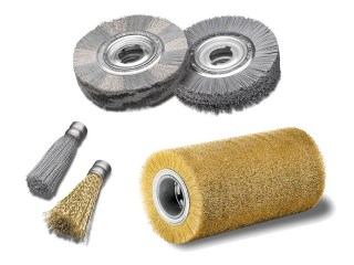 SHHyotki-dlya-udaleniya-zausentsev